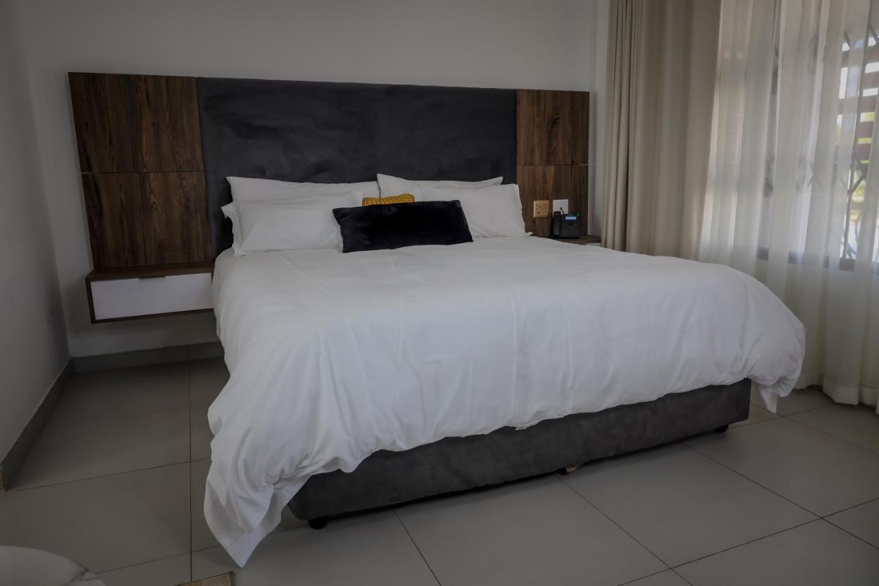 El Infinito Lifestyle Hotel Kempton Park Exterior photo